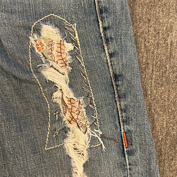 True Religion jean skirt - Picture 3 of 10